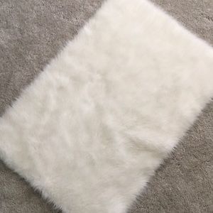 Faux fur rug